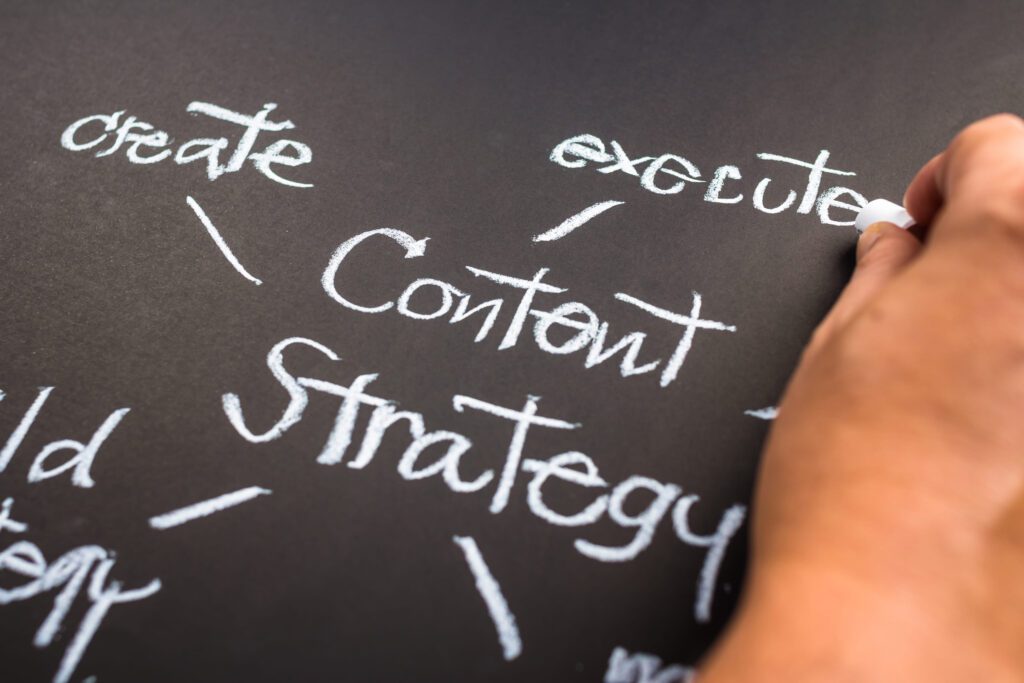 An image depicting how content strategy supports SEO.